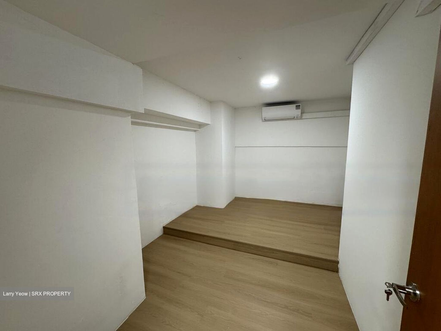 Invest Ho Building (D13), Factory #455235181